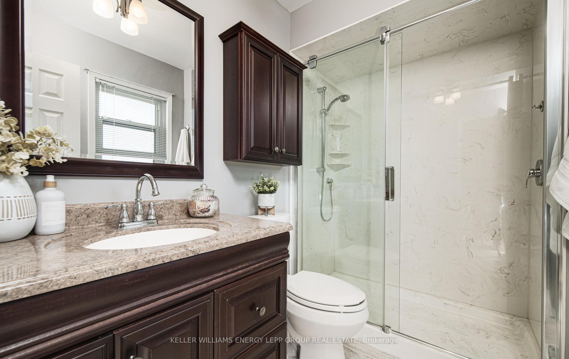 Photo 34 of 37 Eric Clarke Drive, Whitby, Rolling Acres — HOMEH