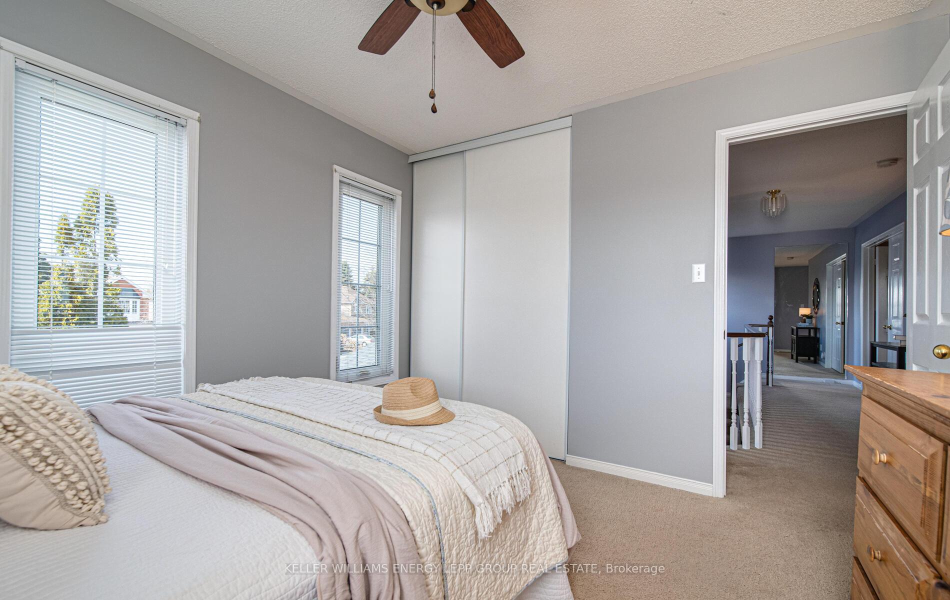 Photo 38 of 37 Eric Clarke Drive, Whitby, Rolling Acres — HOMEH