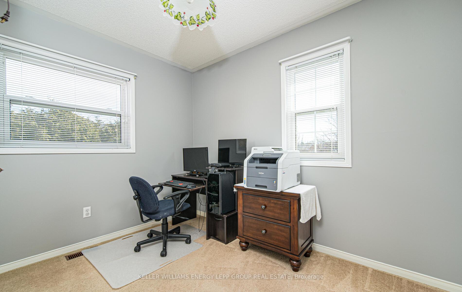 Photo 40 of 37 Eric Clarke Drive, Whitby, Rolling Acres — HOMEH