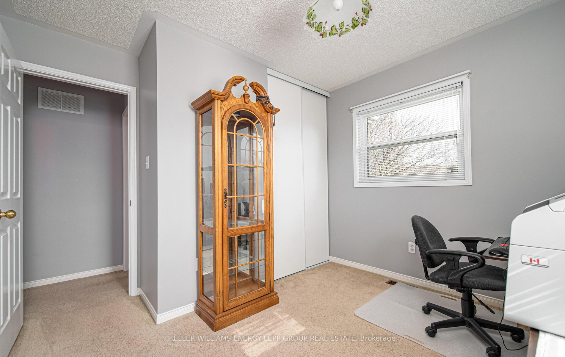 Photo 41 of 37 Eric Clarke Drive, Whitby, Rolling Acres — HOMEH