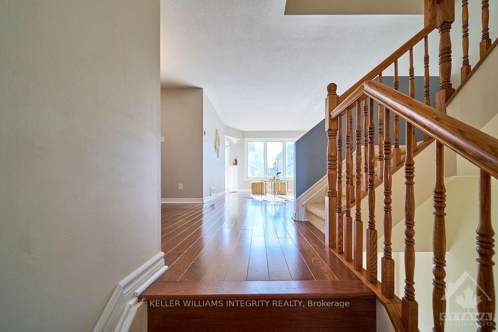 Photo 5 of 348 Selene Way, Ottawa, Avalon East — HOMEH