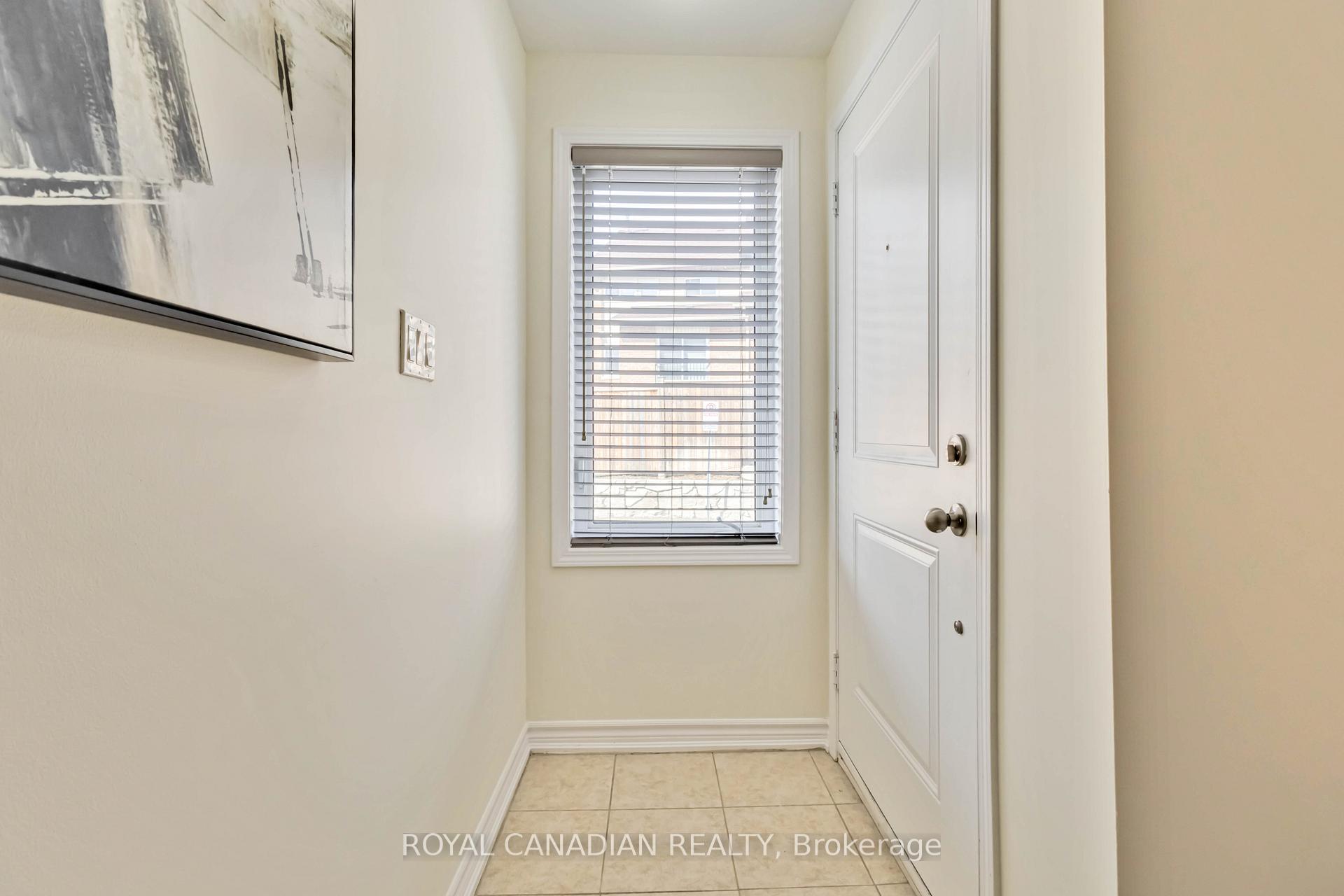 Photo 7 of 20 Dunsley Way, Whitby, Pringle Creek — HOMEH
