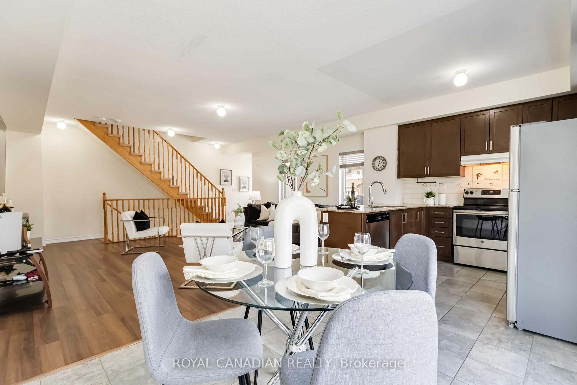 Photo 27 of 20 Dunsley Way, Whitby, Pringle Creek — HOMEH