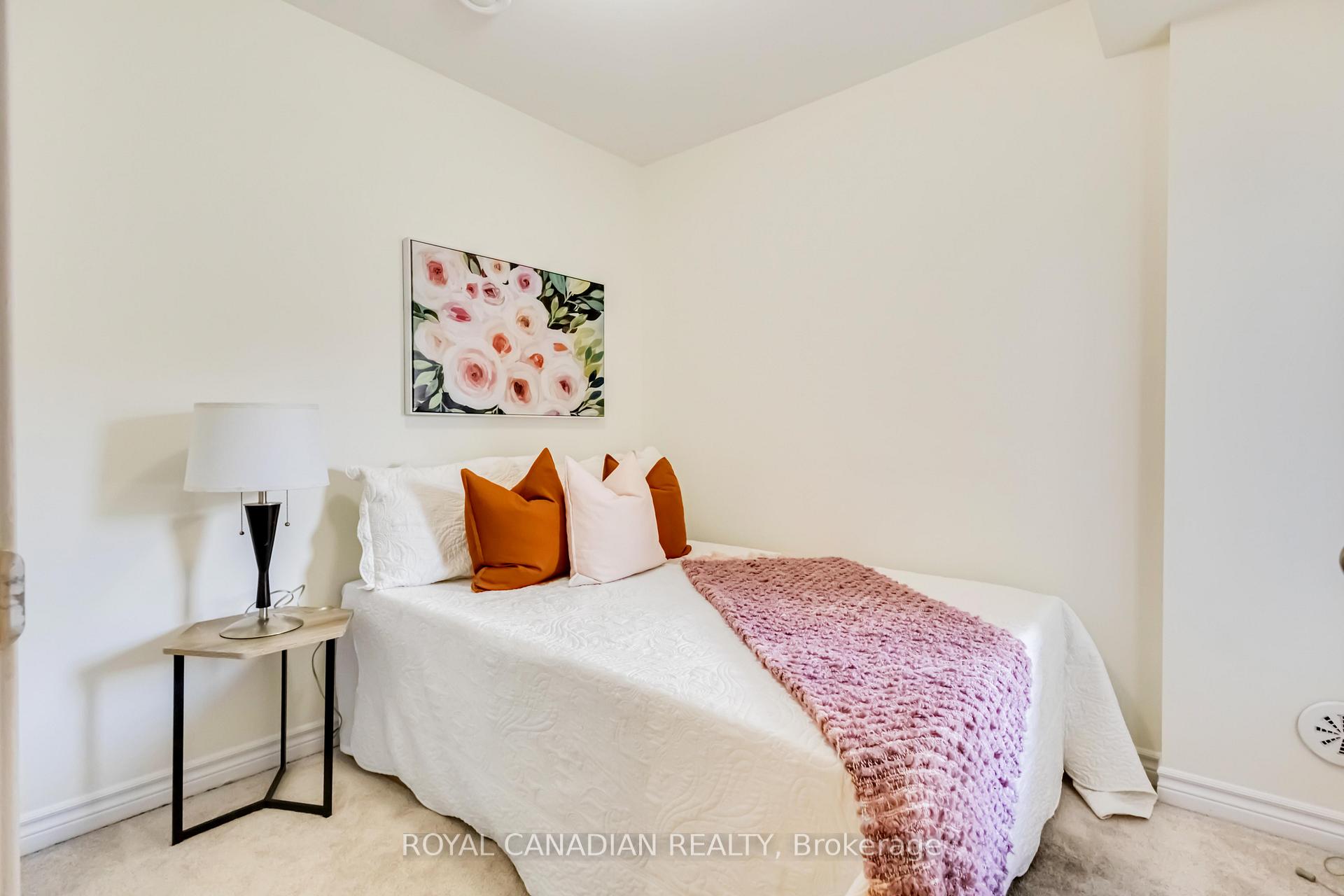 Photo 45 of 20 Dunsley Way, Whitby, Pringle Creek — HOMEH