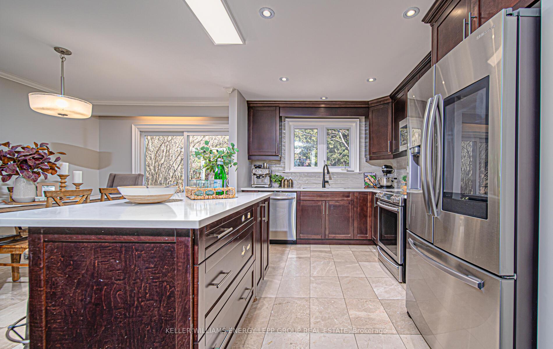 Photo 12 of 107 Springdale Crescent, Oshawa, Donevan — HOMEH