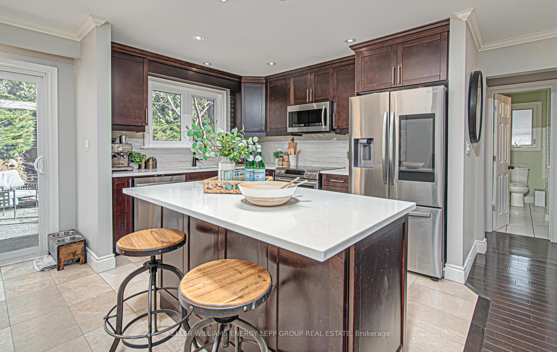 Photo 13 of 107 Springdale Crescent, Oshawa, Donevan — HOMEH