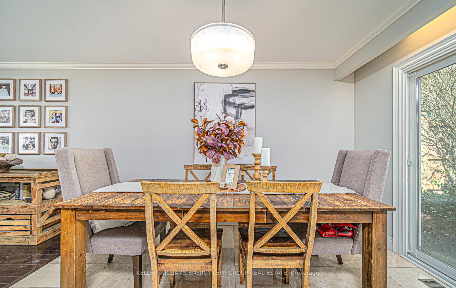 Photo 16 of 107 Springdale Crescent, Oshawa, Donevan — HOMEH