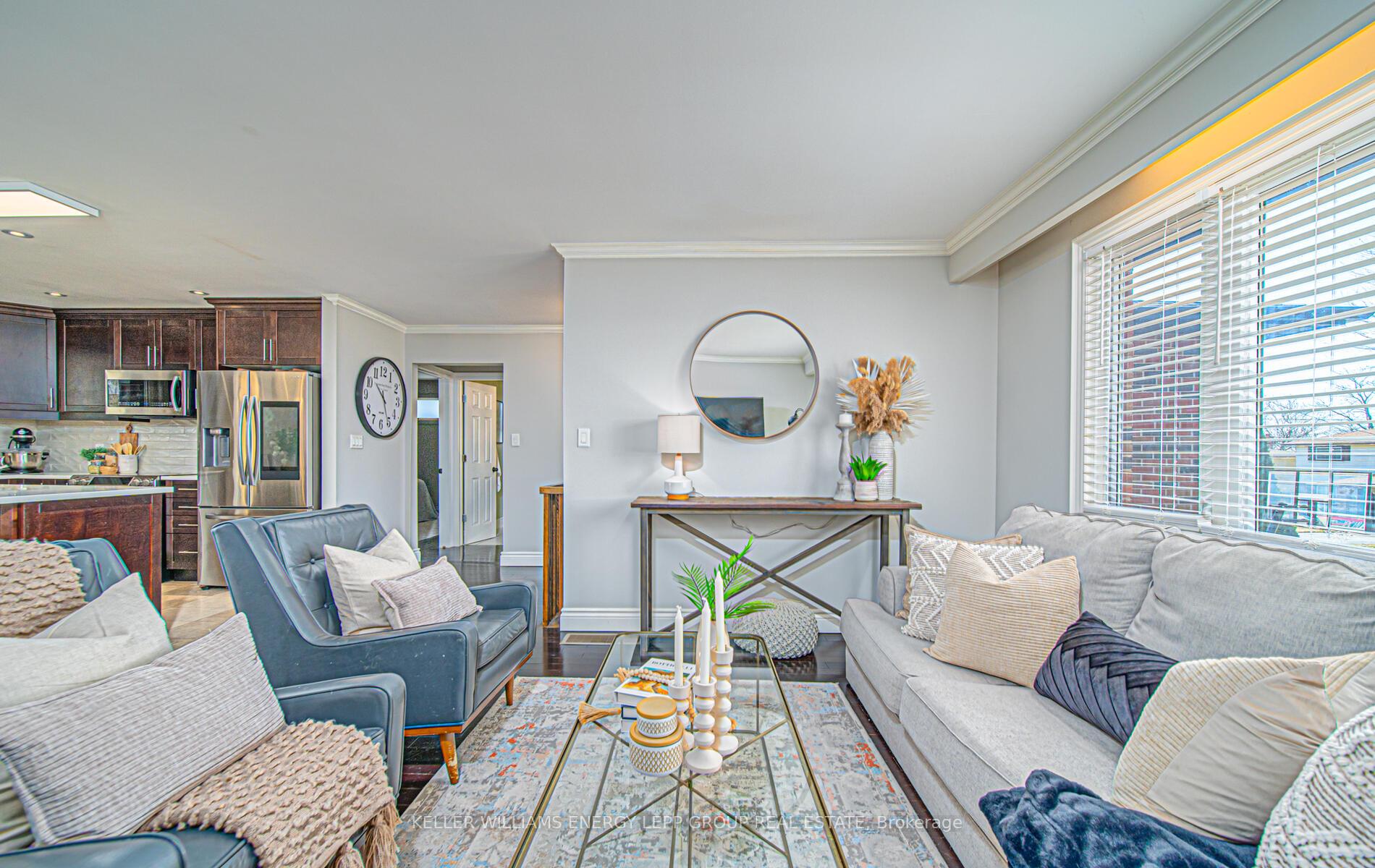 Photo 20 of 107 Springdale Crescent, Oshawa, Donevan — HOMEH