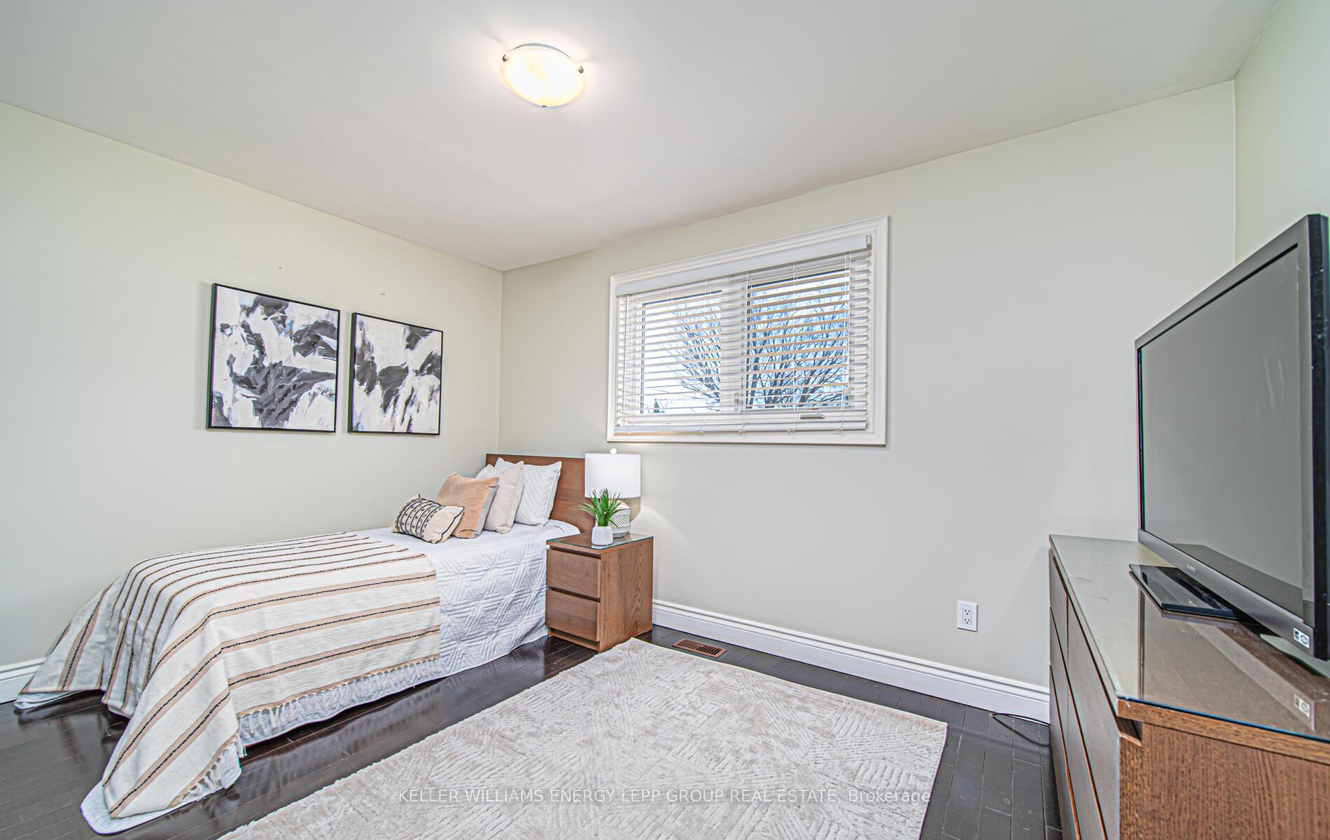 Photo 27 of 107 Springdale Crescent, Oshawa, Donevan — HOMEH