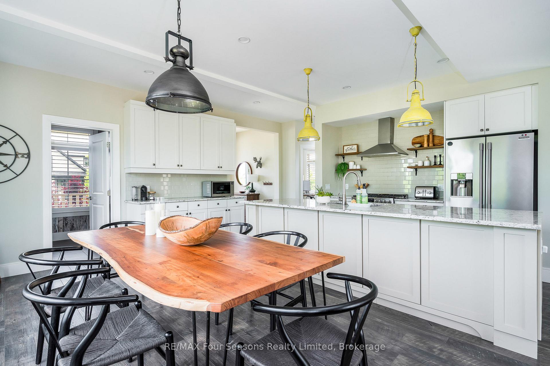Photo 6 of 164 Snow Apple Crescent, Blue Mountains — HOMEH