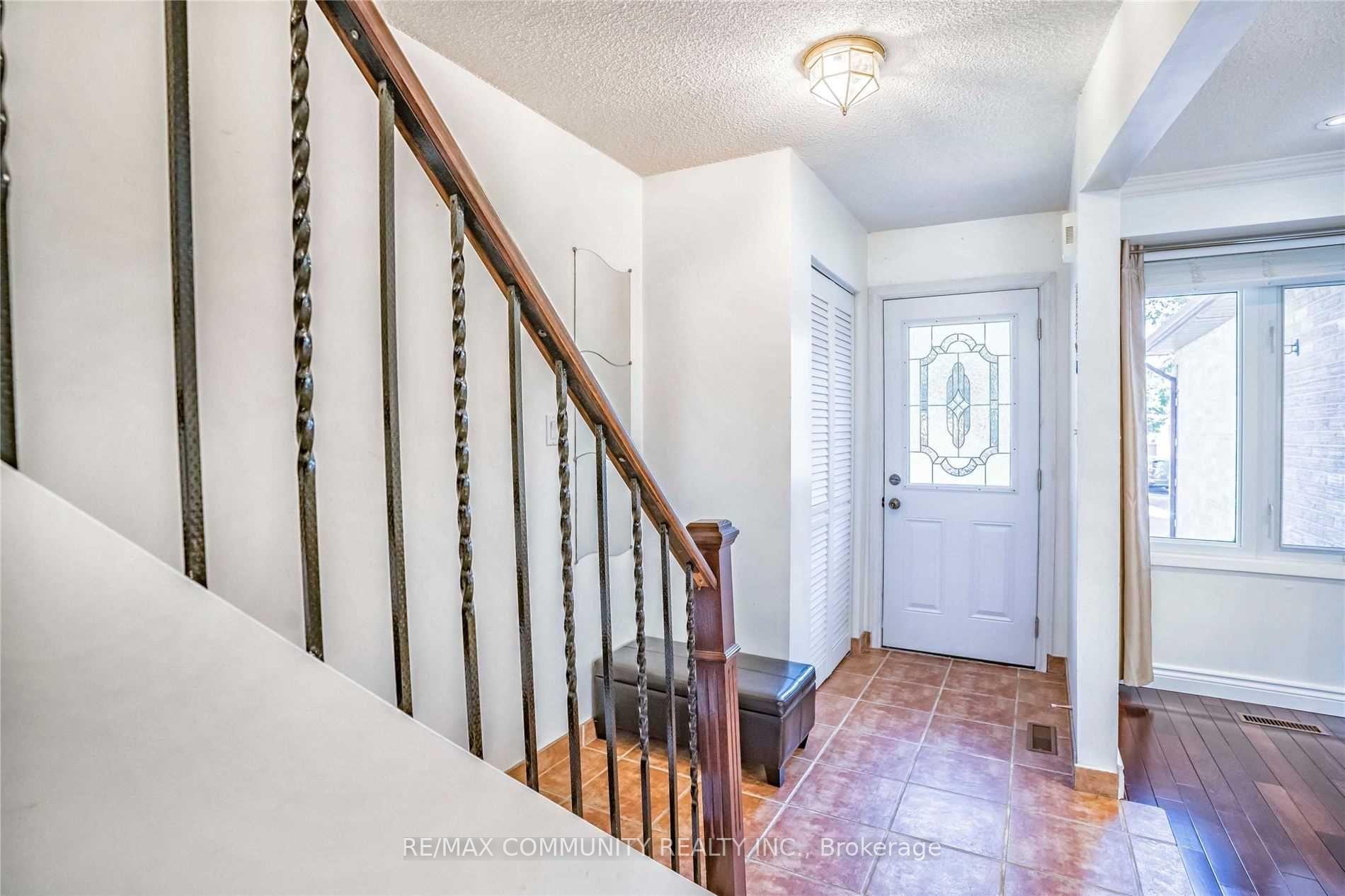 Photo 3 of 20 Ventris Drive, Ajax, Central West — HOMEH