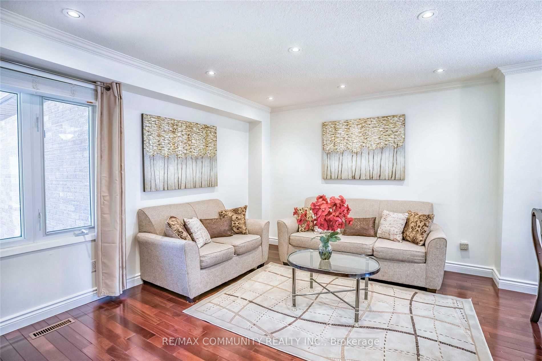 Photo 7 of 20 Ventris Drive, Ajax, Central West — HOMEH