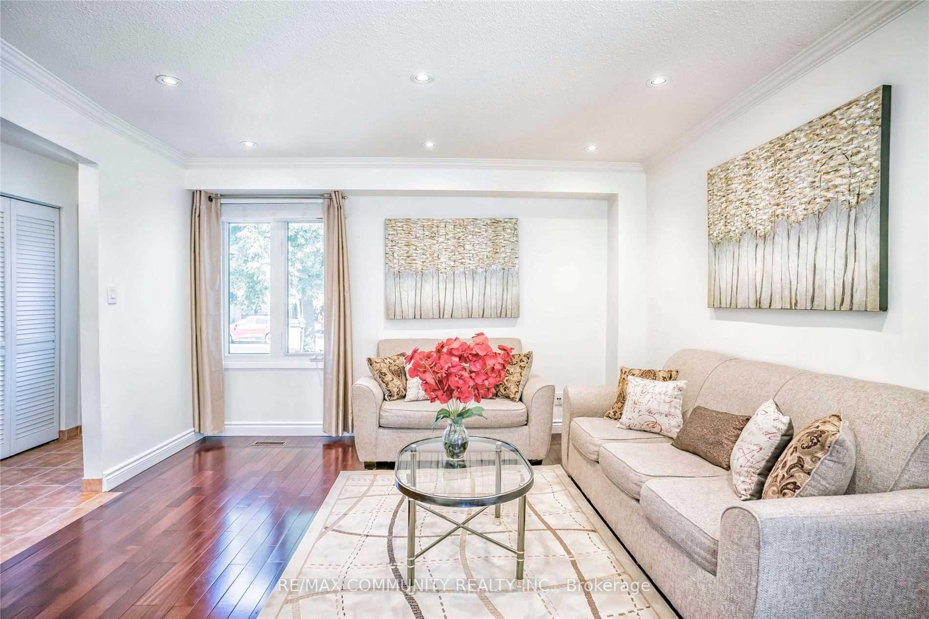 Photo 9 of 20 Ventris Drive, Ajax, Central West — HOMEH