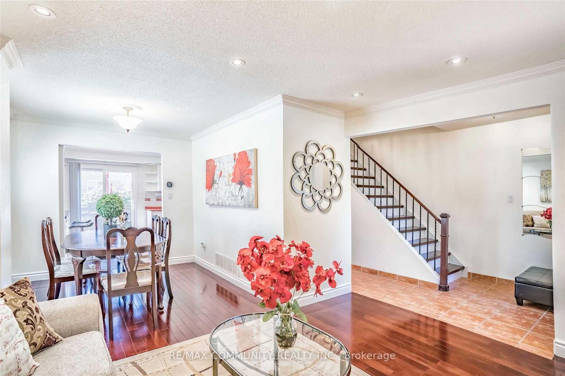 Photo 10 of 20 Ventris Drive, Ajax, Central West — HOMEH
