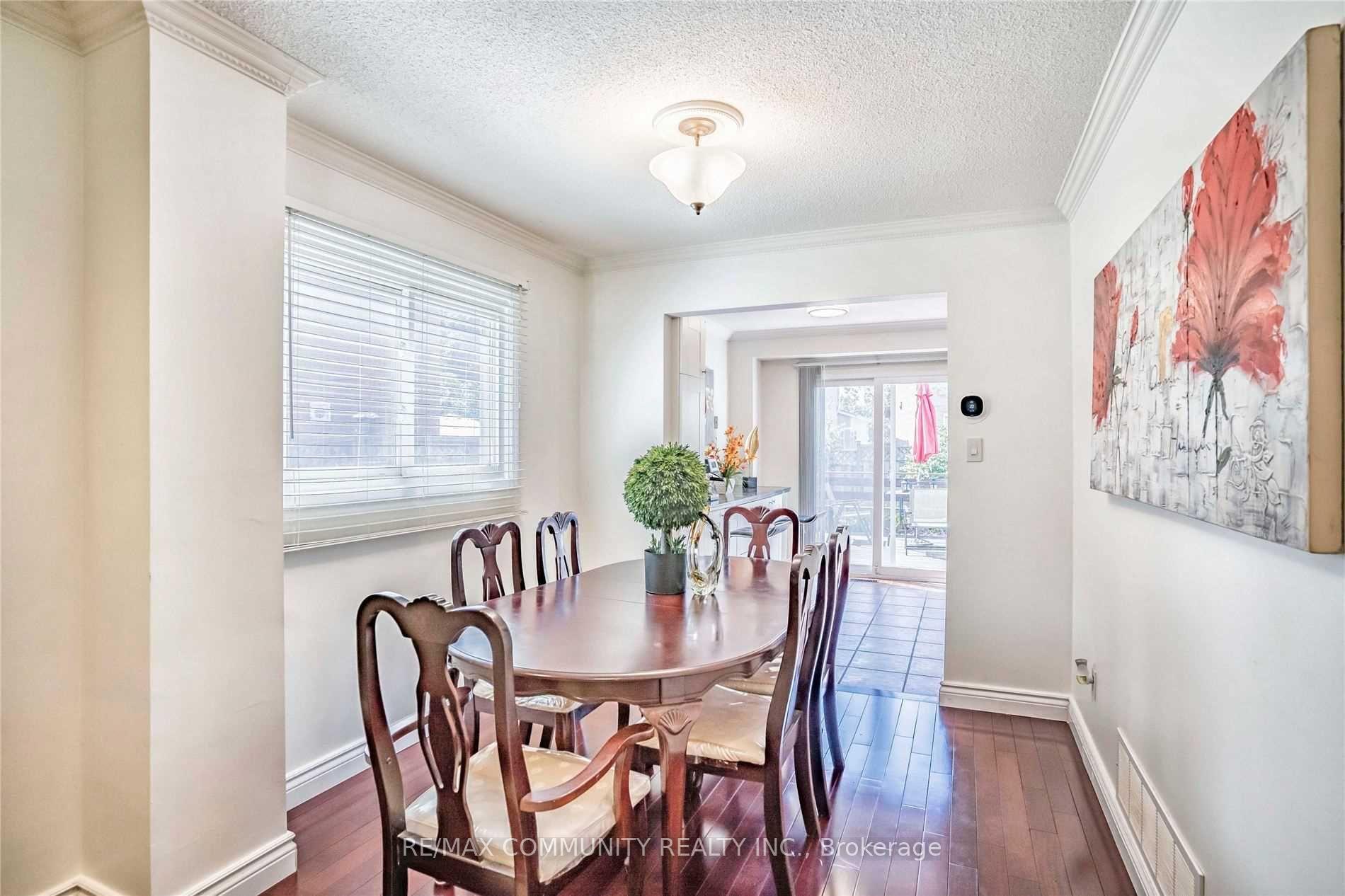 Photo 11 of 20 Ventris Drive, Ajax, Central West — HOMEH