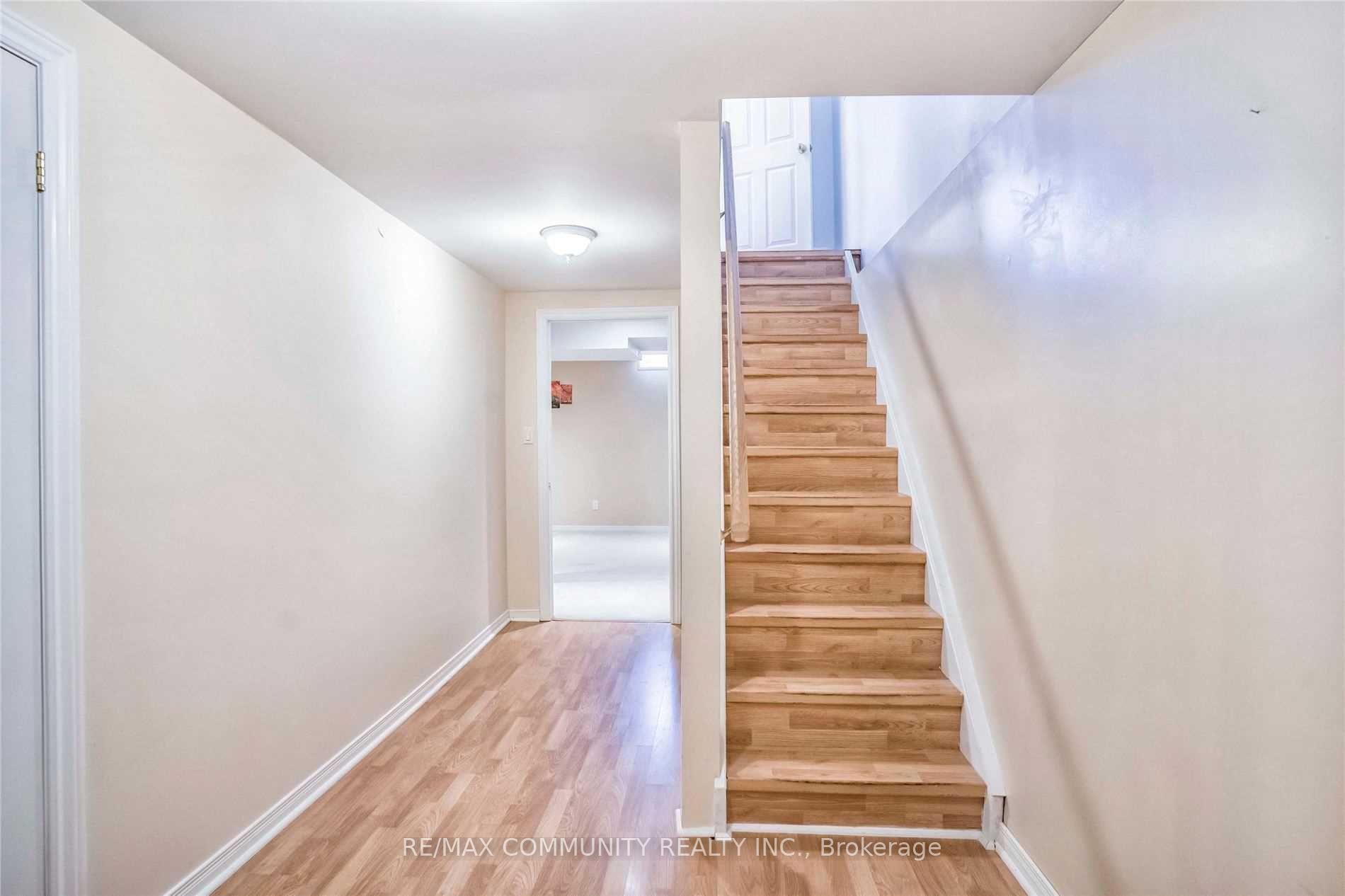 Photo 32 of 20 Ventris Drive, Ajax, Central West — HOMEH