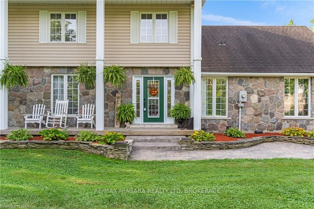 Photo 3 of 851 Carl Road, Welland, Cooks Mills — HOMEH