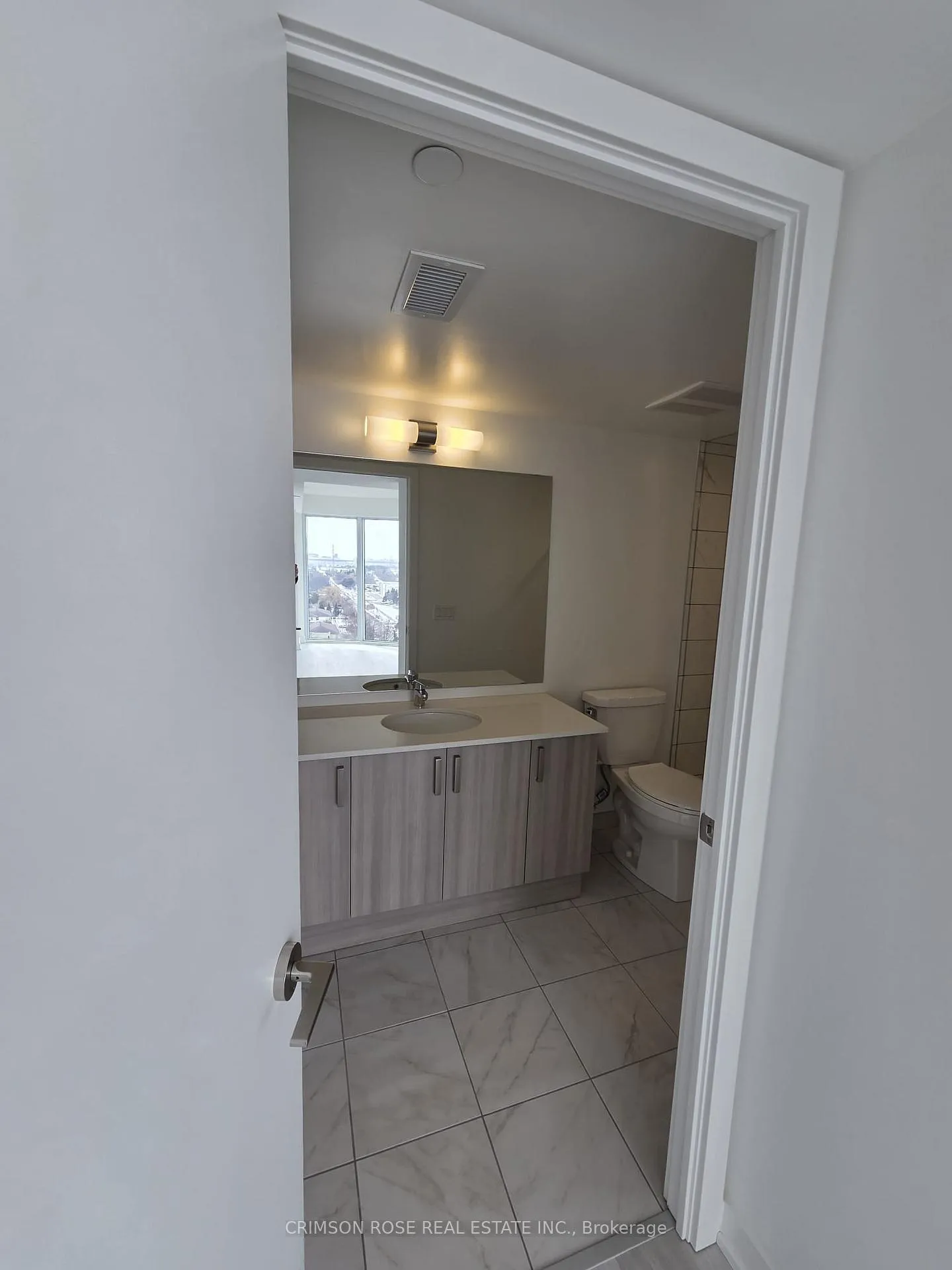 Photo 6 of Unit 1305, 1010 Sandy Beach Rd, Pickering, Bay Ridges — HOMEH