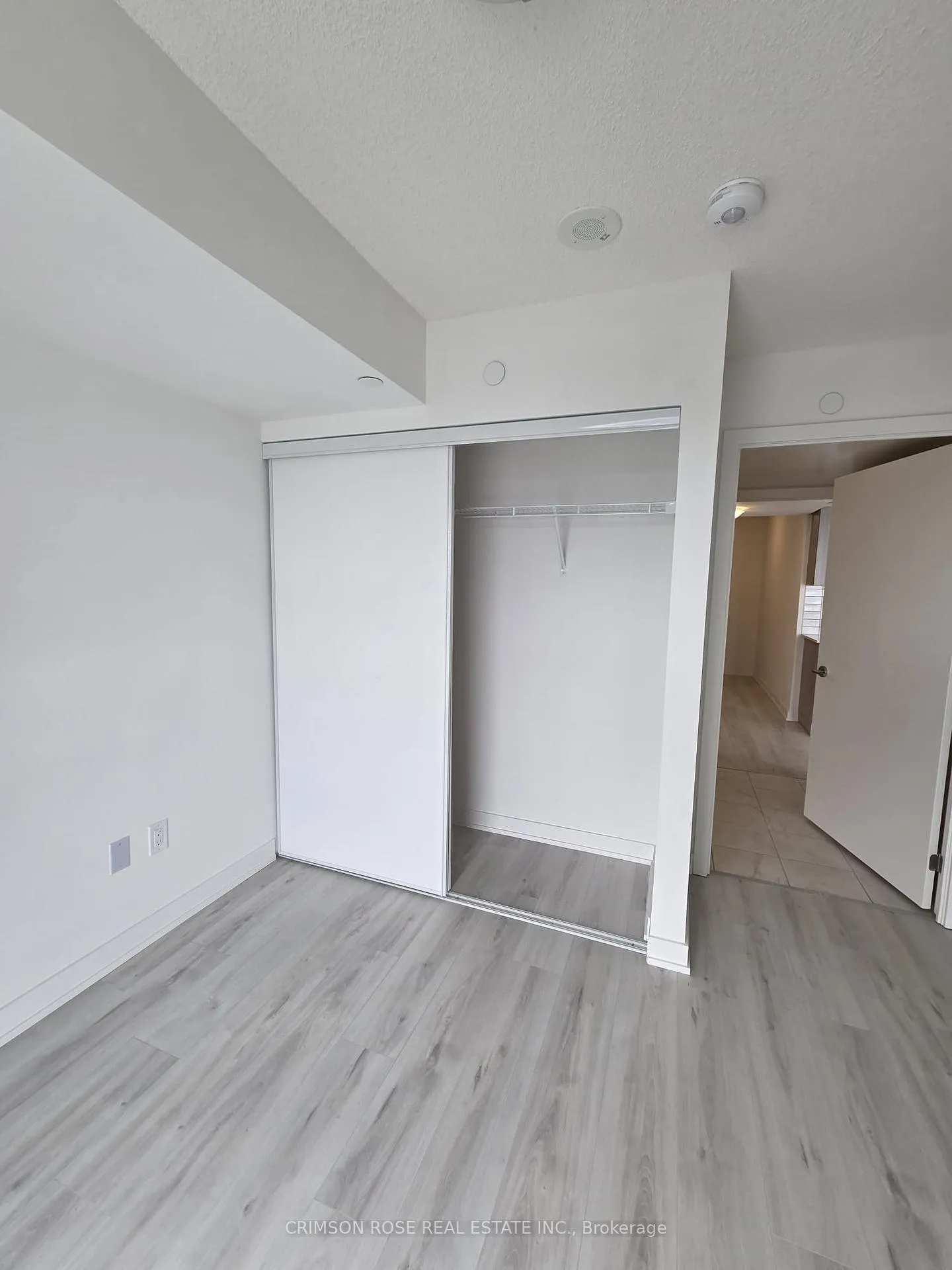 Photo 8 of Unit 1305, 1010 Sandy Beach Rd, Pickering, Bay Ridges — HOMEH