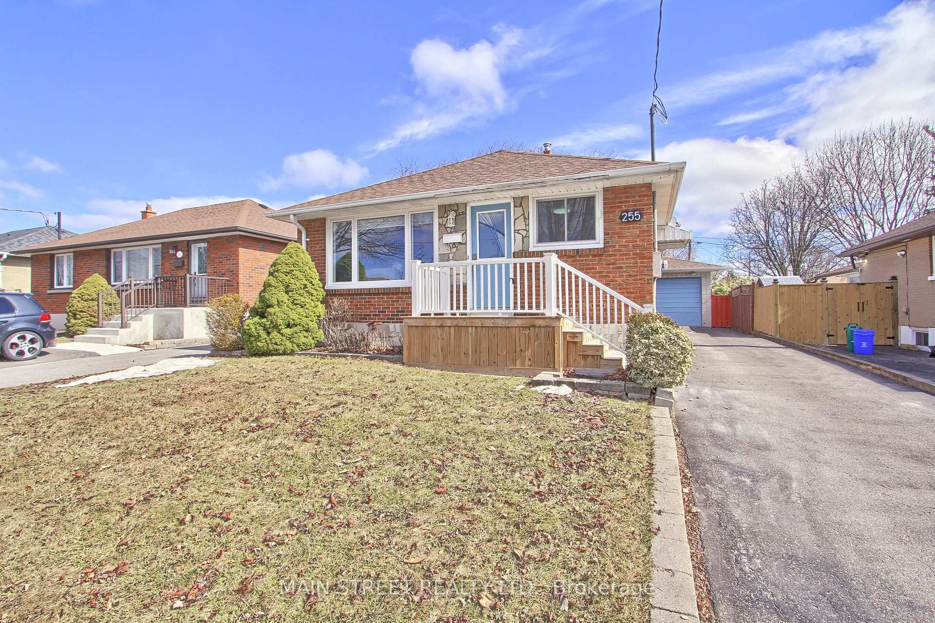 Photo 2 of 255 Windsor Street, Oshawa, Donevan — HOMEH