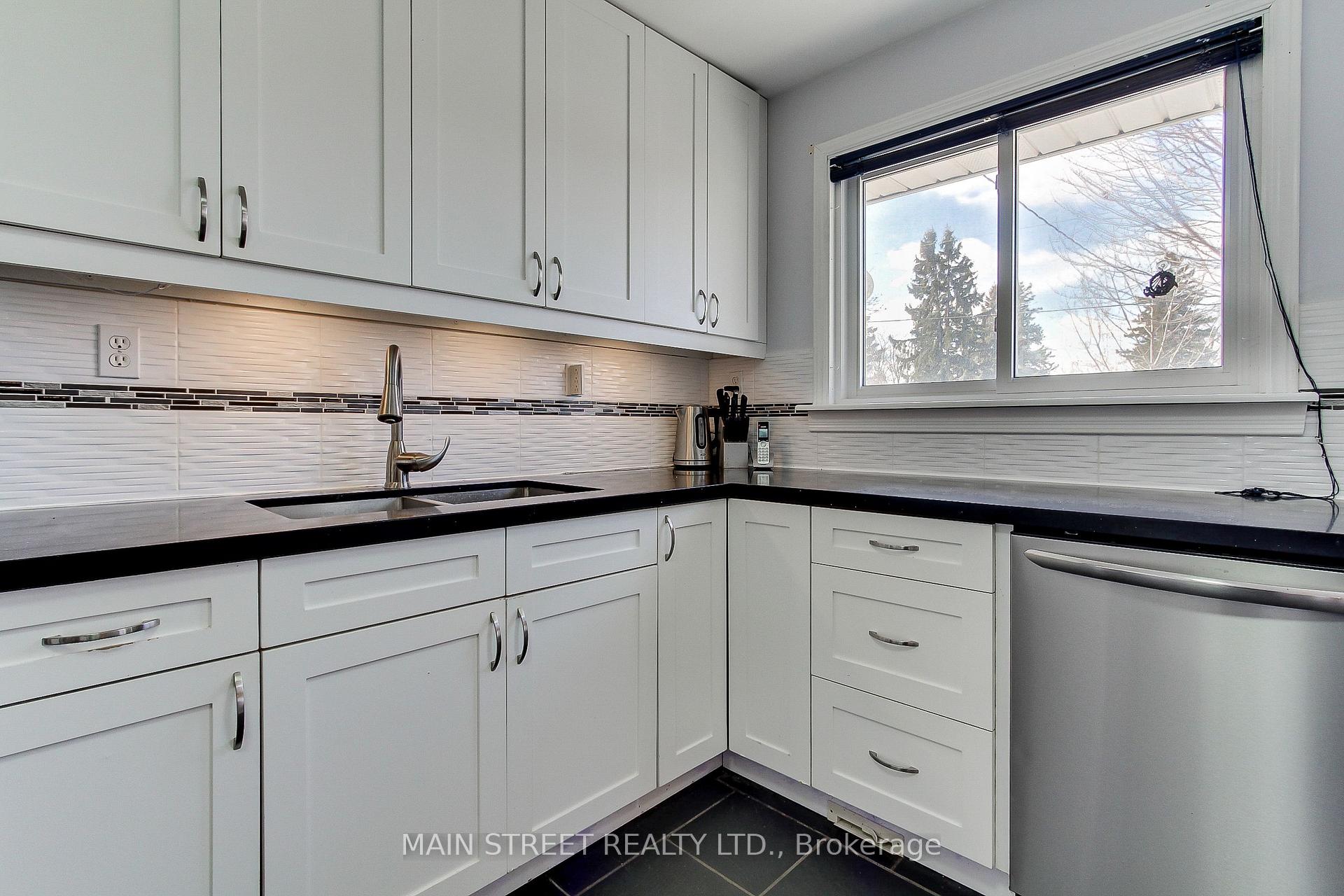 Photo 8 of 255 Windsor Street, Oshawa, Donevan — HOMEH