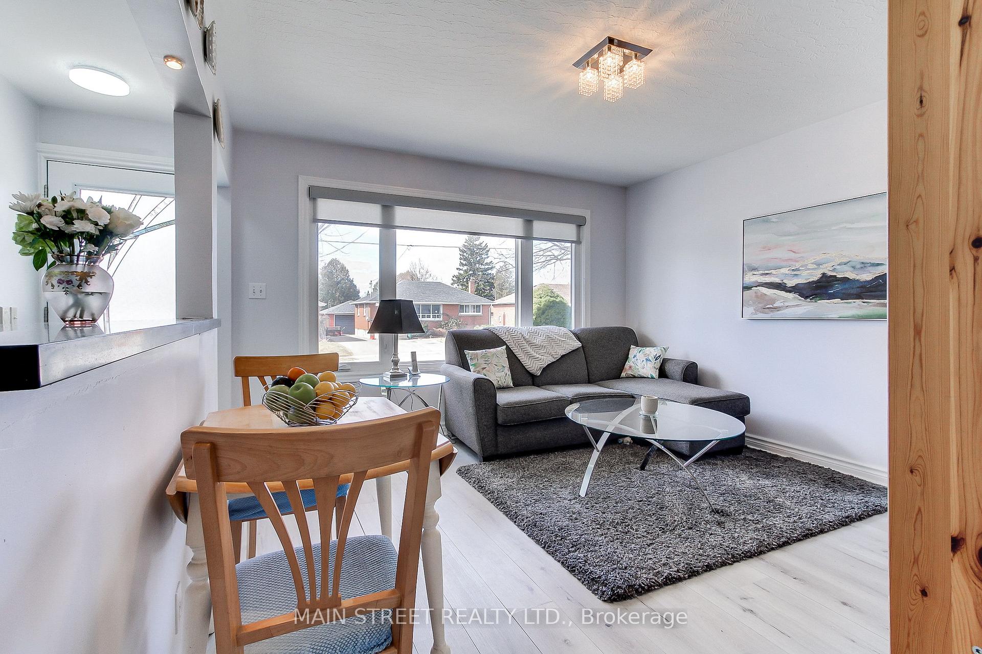 Photo 13 of 255 Windsor Street, Oshawa, Donevan — HOMEH