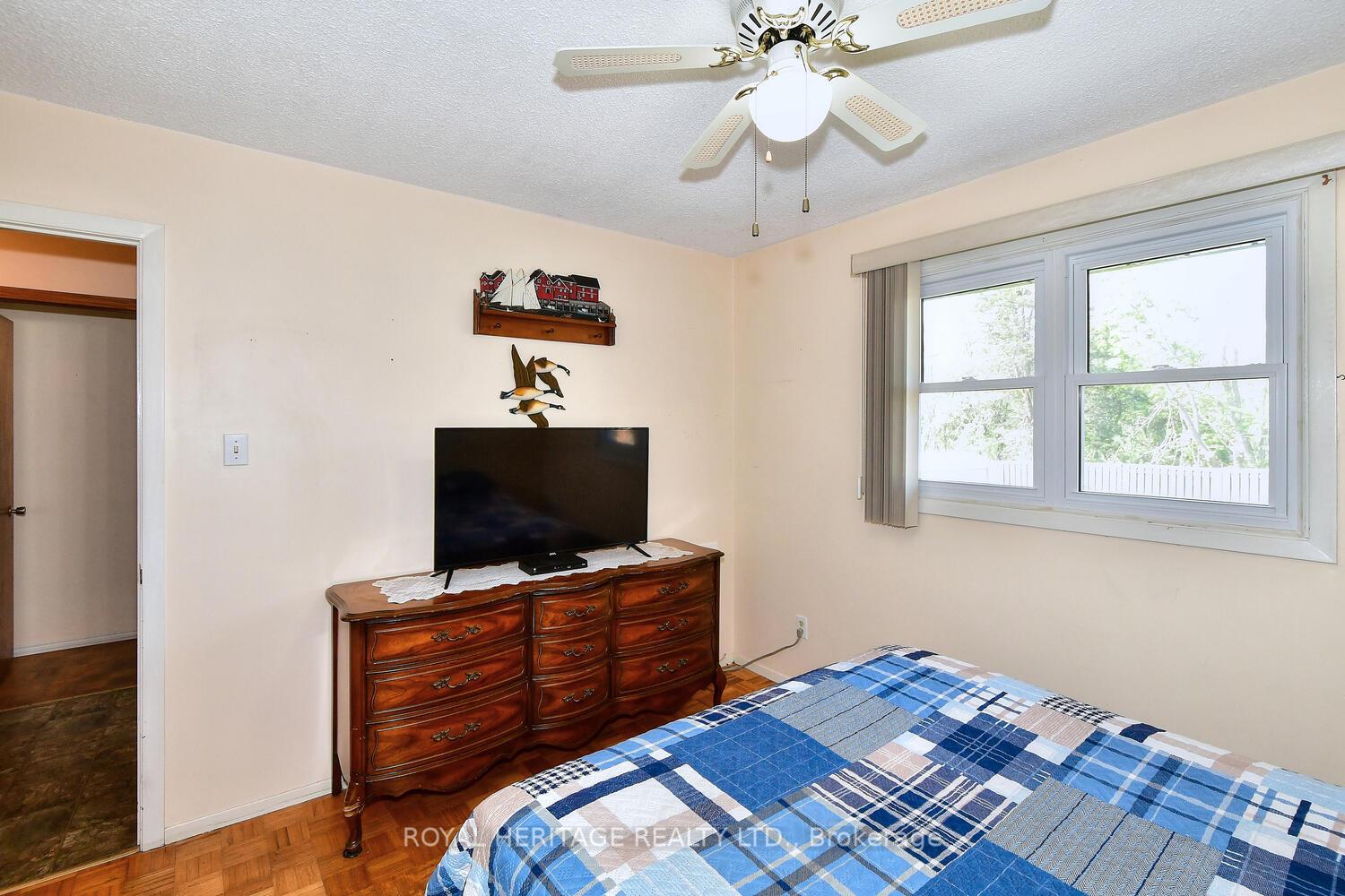 Photo 20 of 1147 Chemong Road, Peterborough, Northcrest Ward 5 — HOMEH