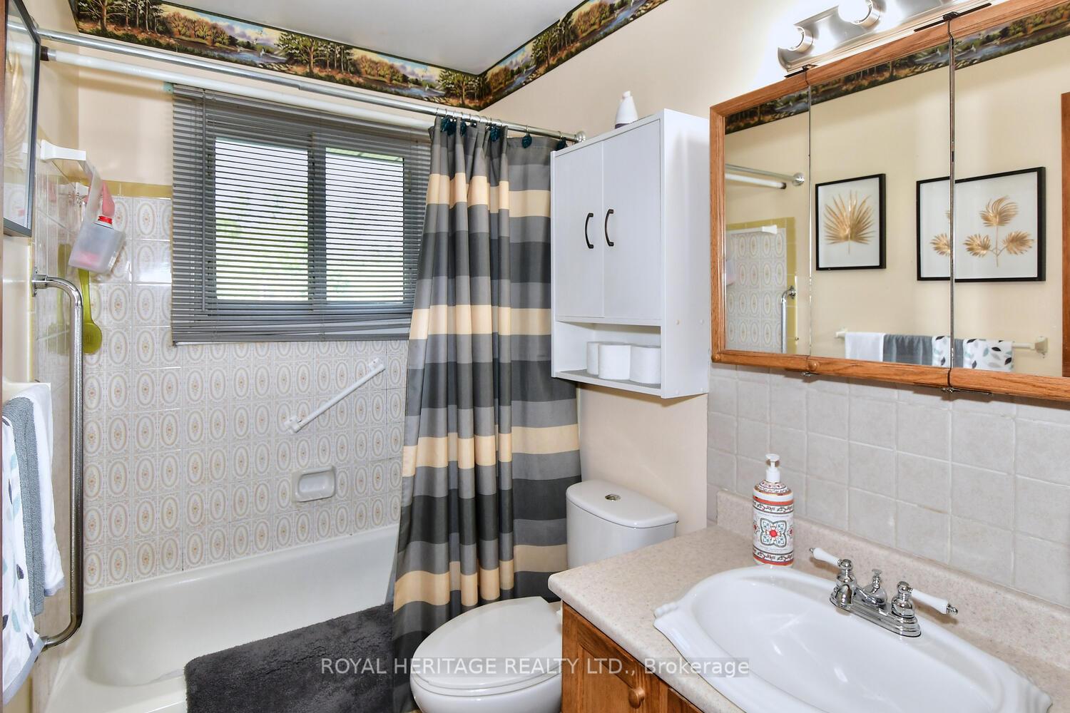 Photo 22 of 1147 Chemong Road, Peterborough, Northcrest Ward 5 — HOMEH