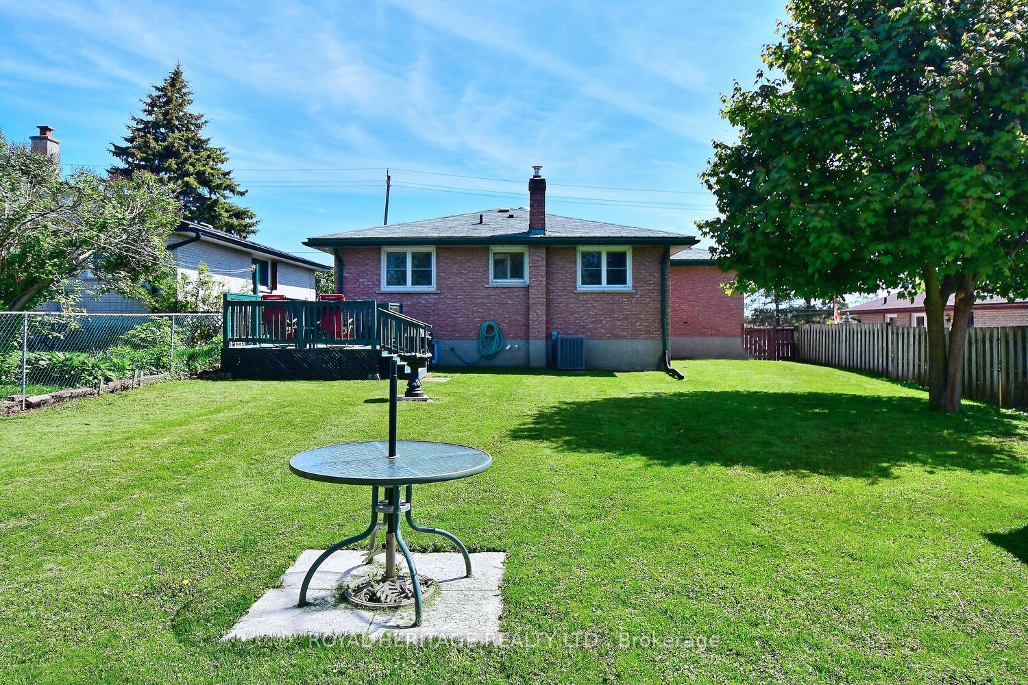 Photo 34 of 1147 Chemong Road, Peterborough, Northcrest Ward 5 — HOMEH