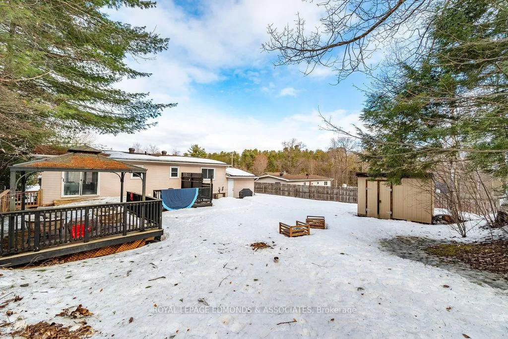 Photo 6 of 65 Armstrong Road, Petawawa — HOMEH