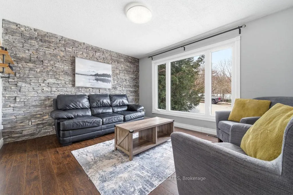 Photo 14 of 65 Armstrong Road, Petawawa — HOMEH