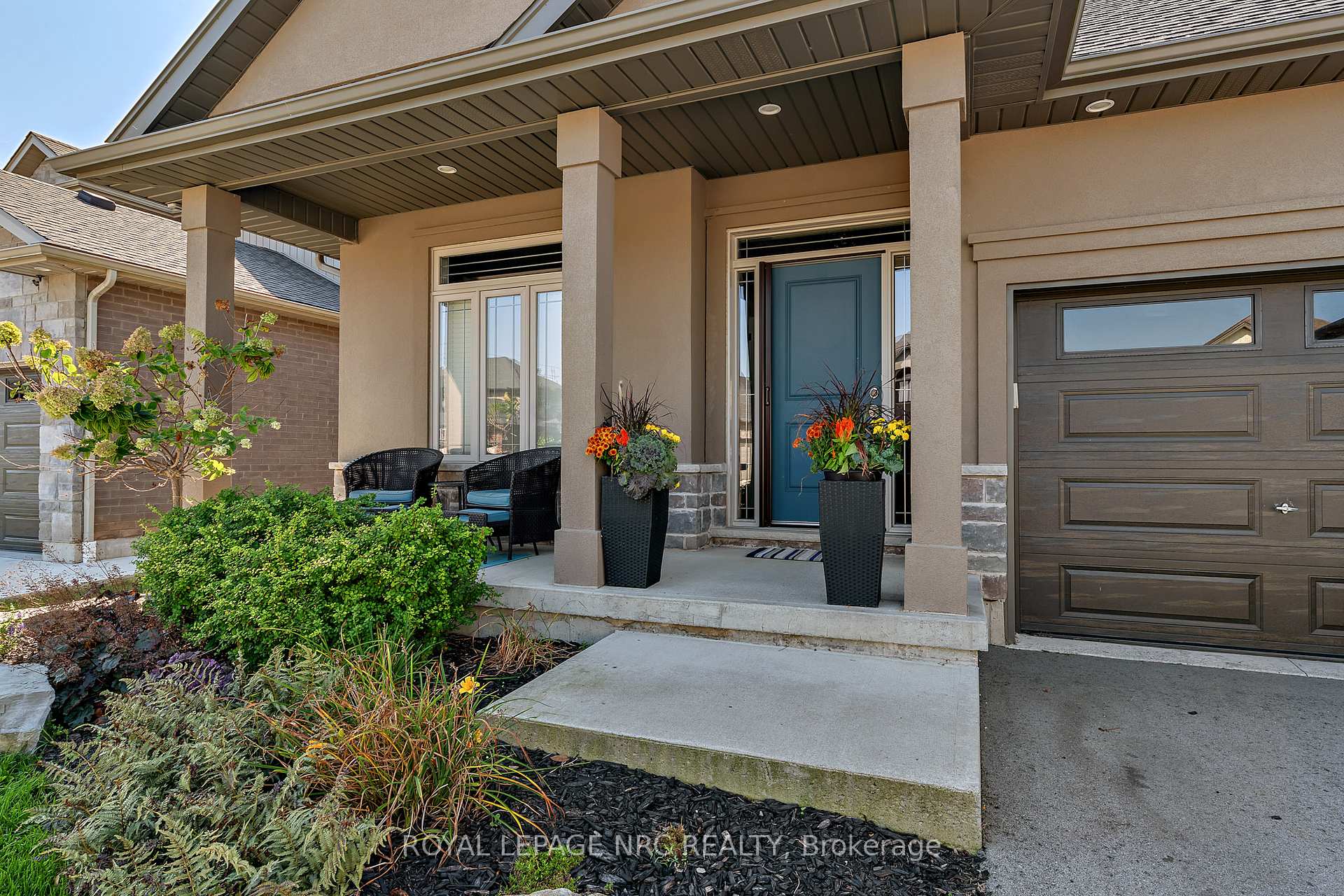 Photo 3 of 29 Julia Drive, Welland, Coyle Creek — HOMEH