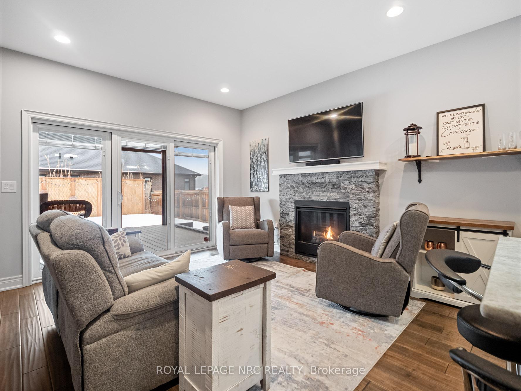 Photo 20 of 29 Julia Drive, Welland, Coyle Creek — HOMEH
