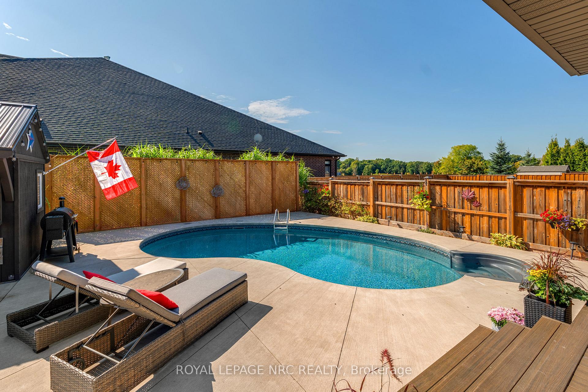 Photo 35 of 29 Julia Drive, Welland, Coyle Creek — HOMEH