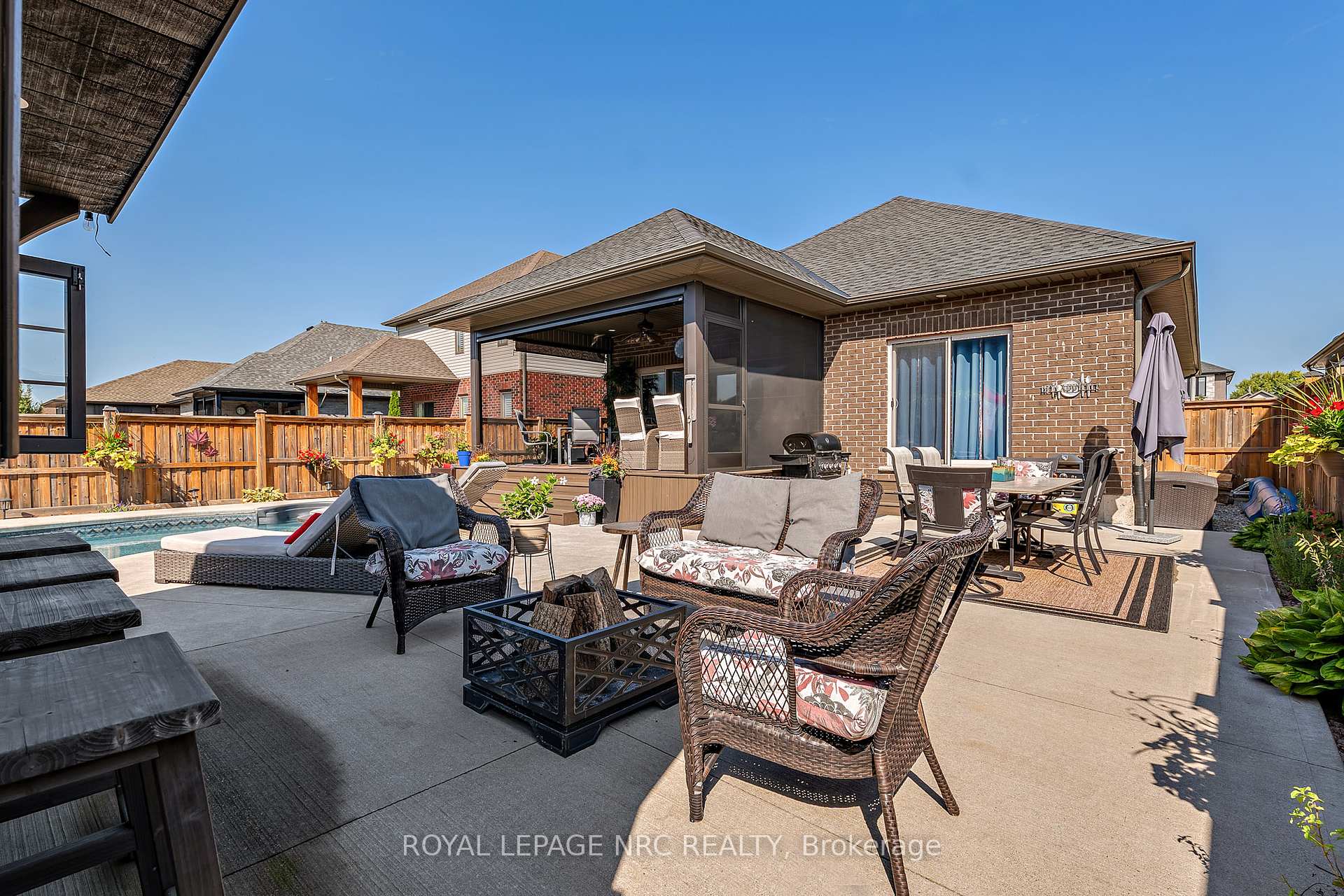 Photo 36 of 29 Julia Drive, Welland, Coyle Creek — HOMEH