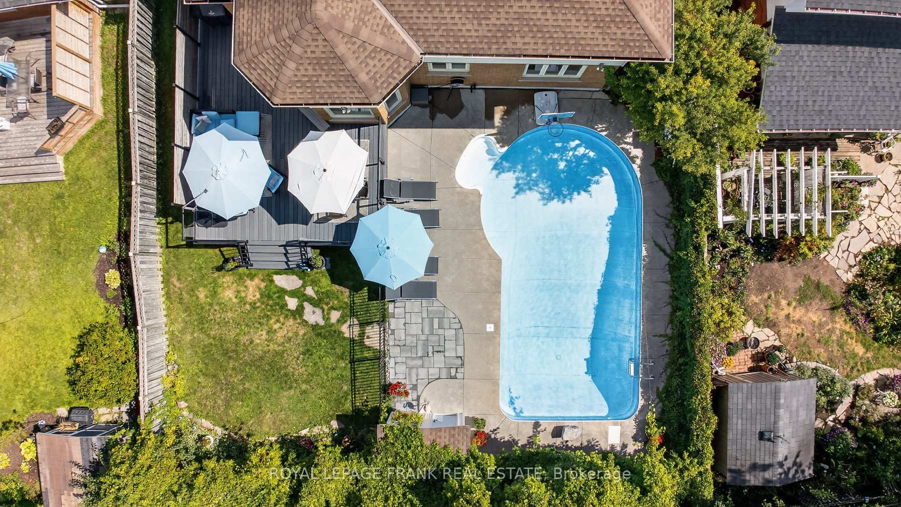 Photo 47 of 1805 Parkwood Circle, Peterborough, Monaghan Ward 2 — HOMEH