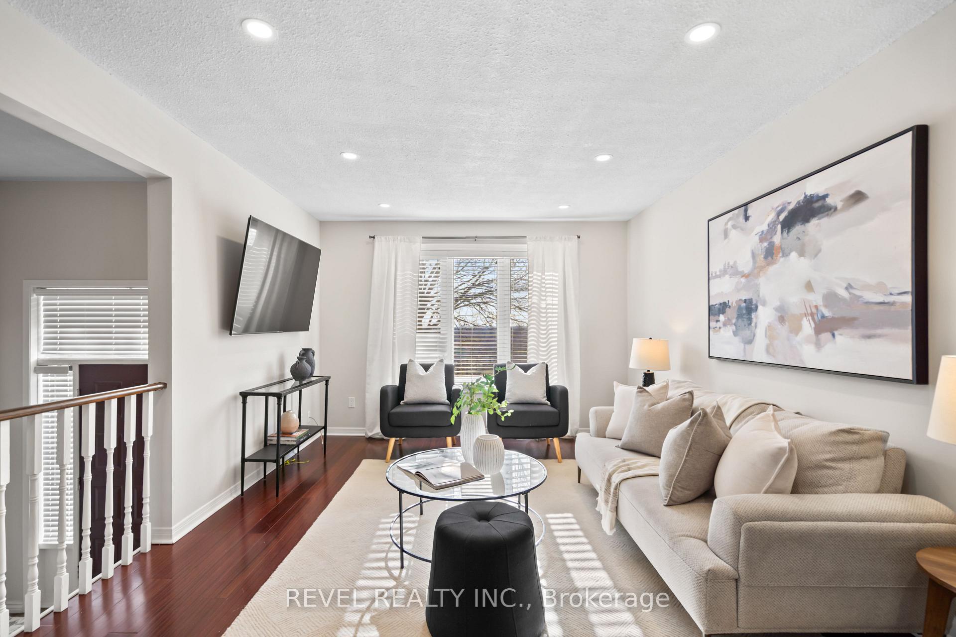 Photo 2 of 241 Glen Hill Drive, Whitby, Blue Grass Meadows — HOMEH