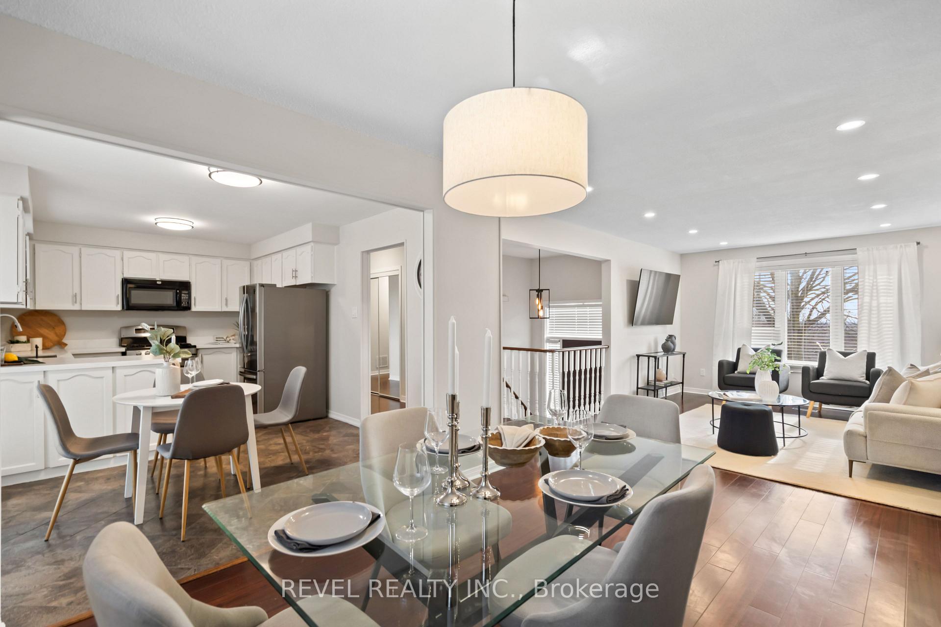 Photo 7 of 241 Glen Hill Drive, Whitby, Blue Grass Meadows — HOMEH