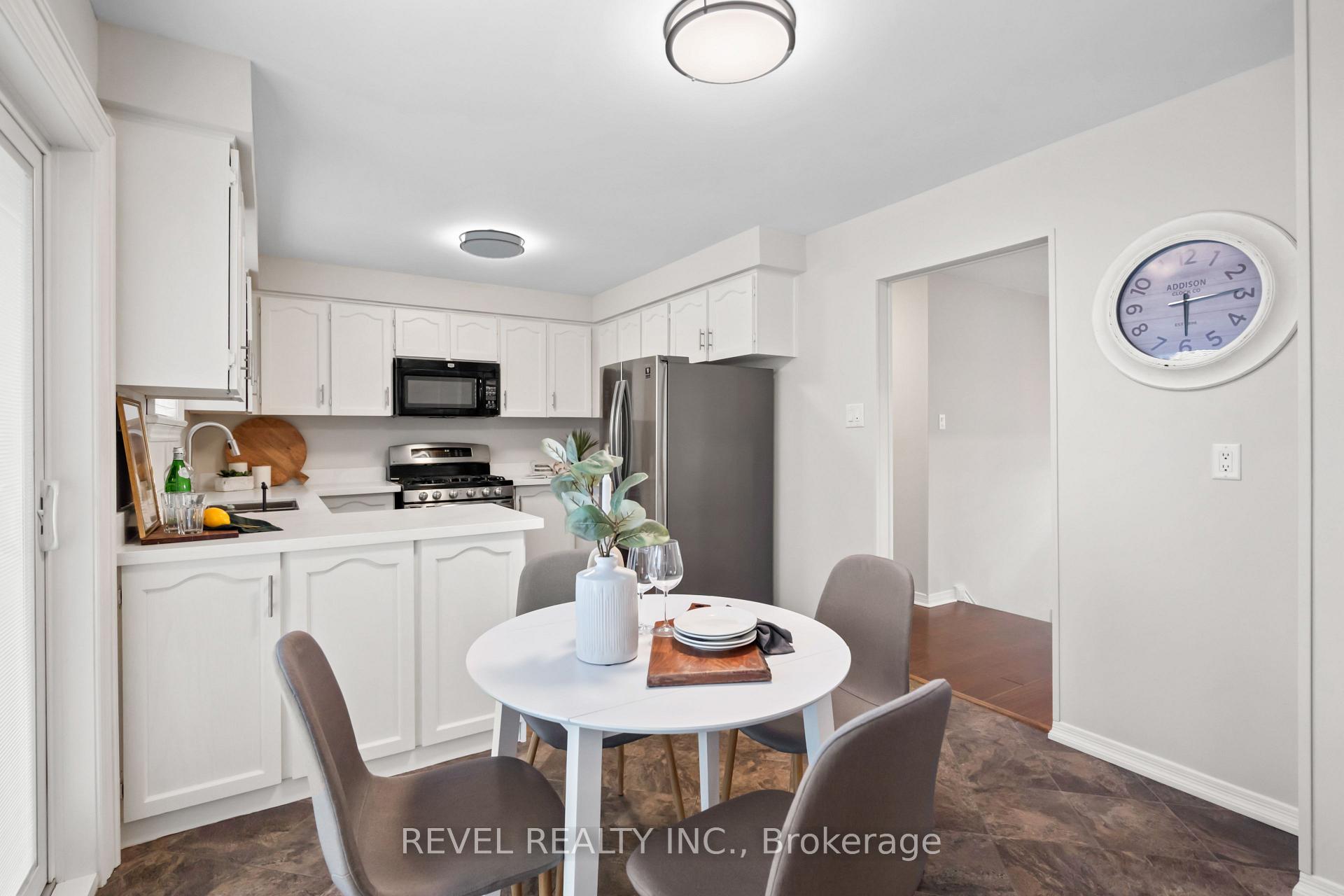 Photo 8 of 241 Glen Hill Drive, Whitby, Blue Grass Meadows — HOMEH