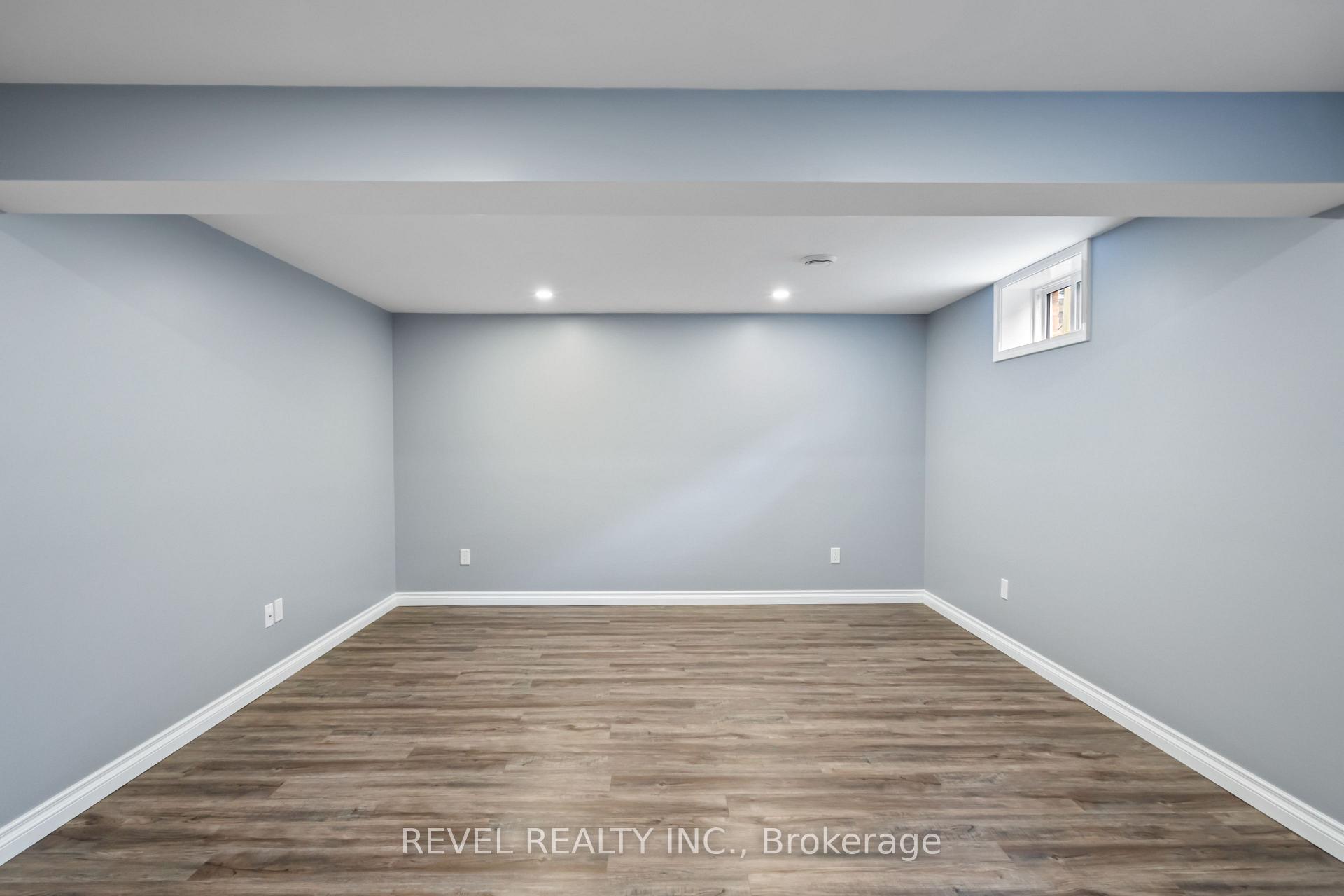 Photo 22 of 241 Glen Hill Drive, Whitby, Blue Grass Meadows — HOMEH