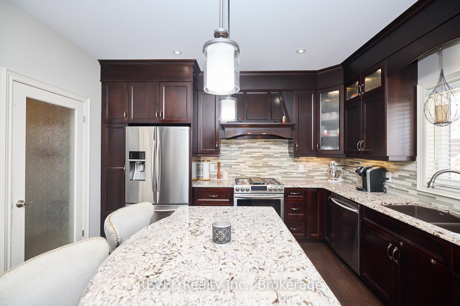 Photo 18 of 56 Calista Drive, Welland, West Welland — HOMEH