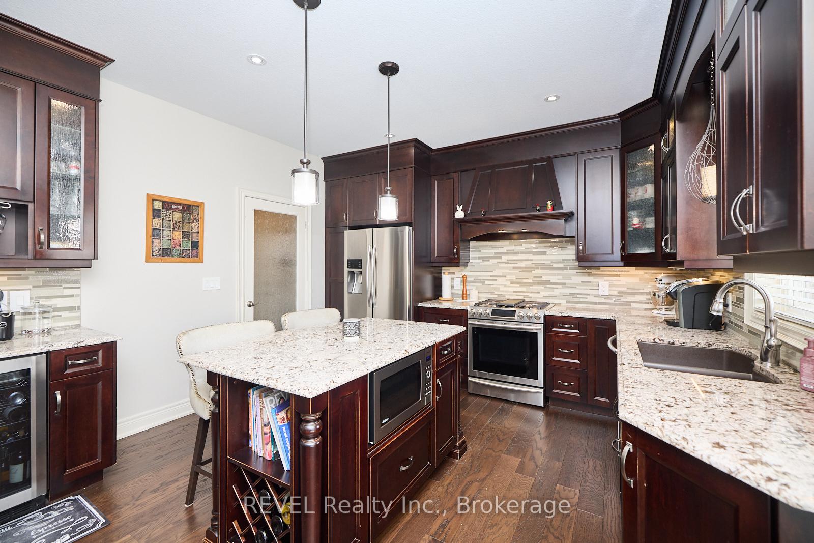 Photo 19 of 56 Calista Drive, Welland, West Welland — HOMEH