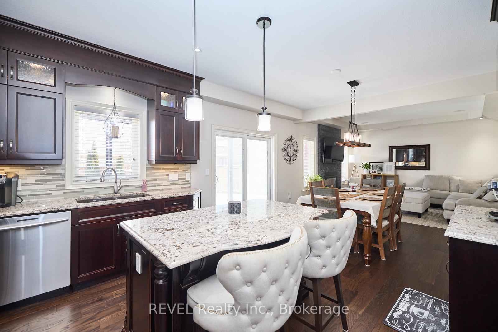 Photo 20 of 56 Calista Drive, Welland, West Welland — HOMEH
