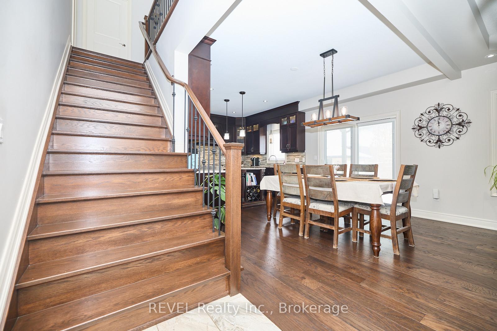 Photo 24 of 56 Calista Drive, Welland, West Welland — HOMEH