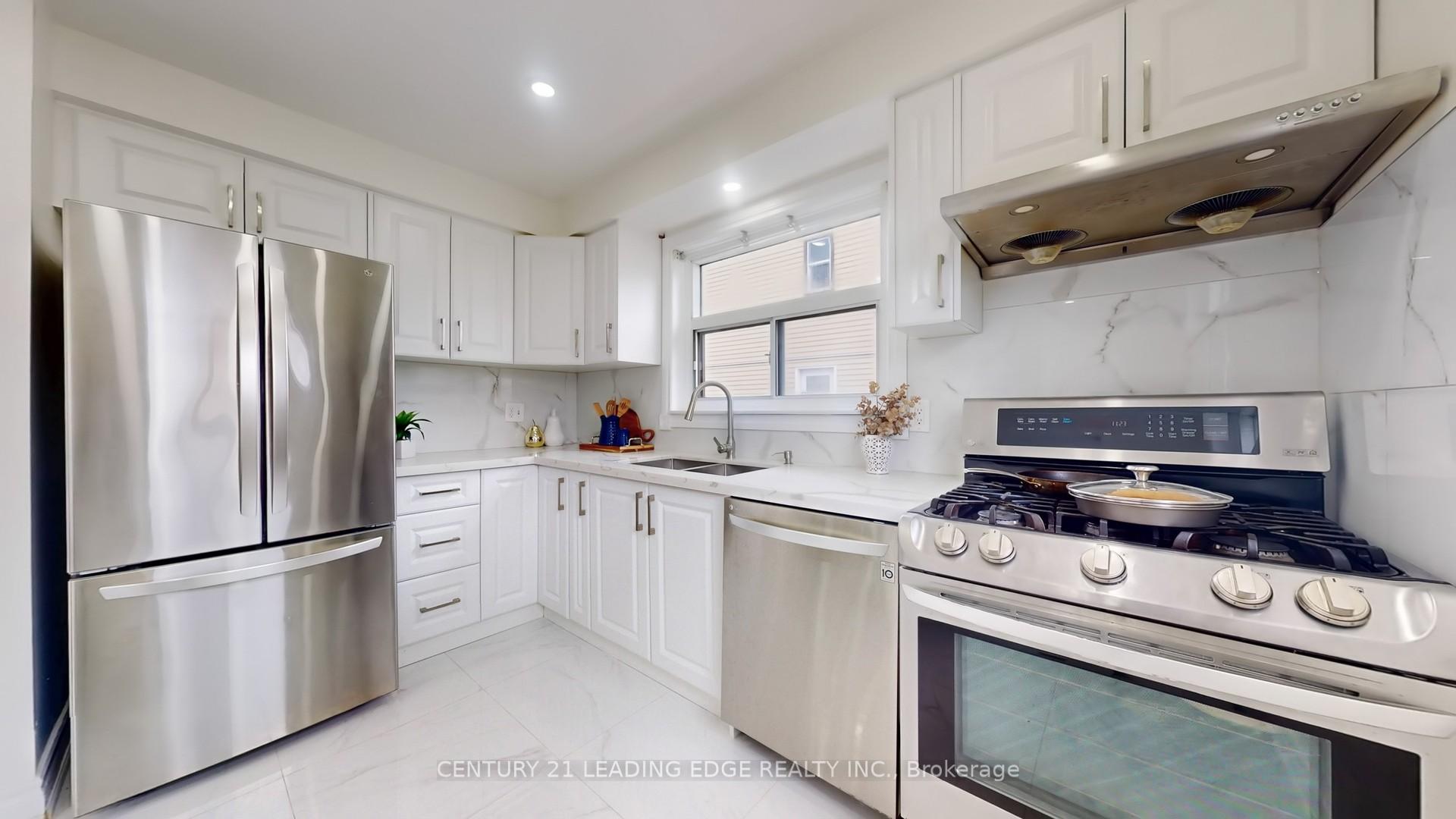 Photo 12 of 1186 Oxford Street, Oshawa, Lakeview — HOMEH