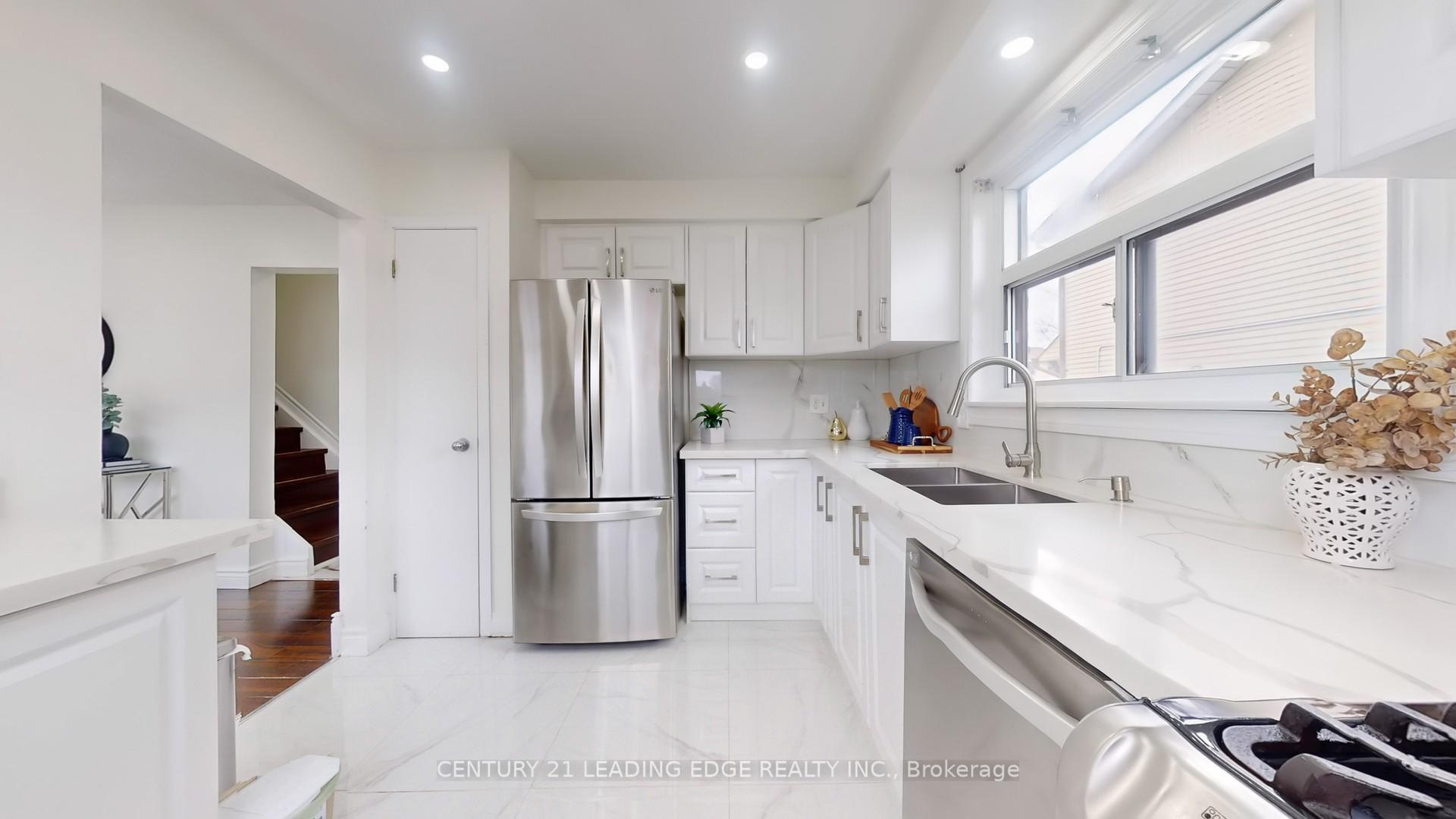 Photo 14 of 1186 Oxford Street, Oshawa, Lakeview — HOMEH