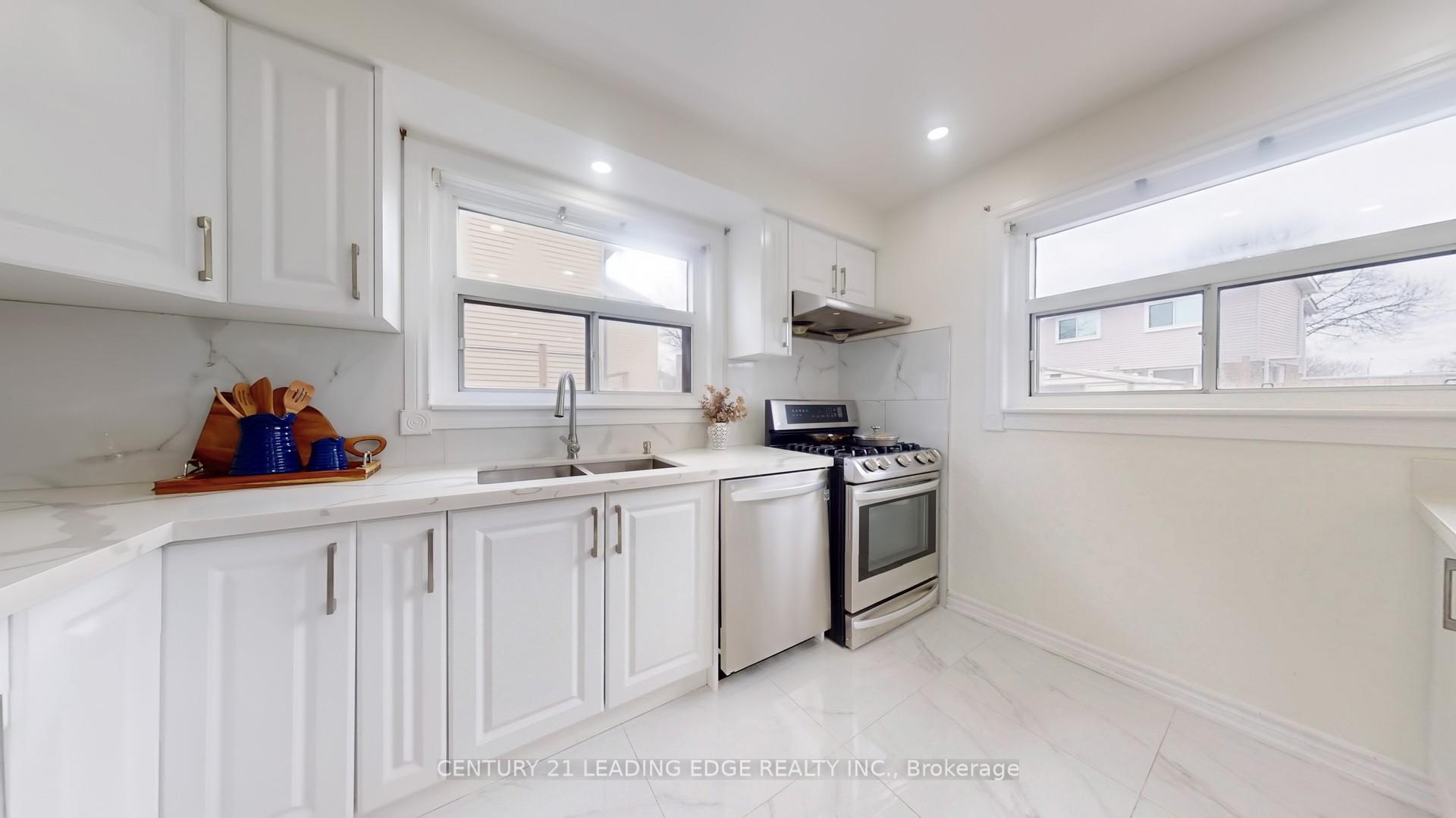 Photo 16 of 1186 Oxford Street, Oshawa, Lakeview — HOMEH