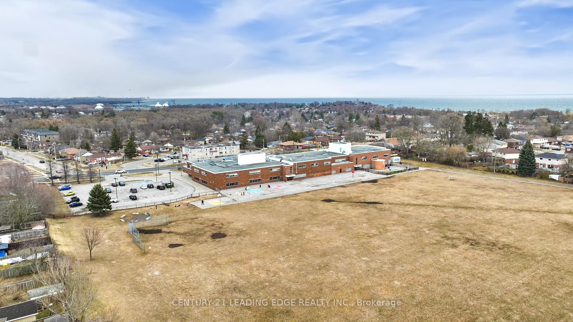 Photo 45 of 1186 Oxford Street, Oshawa, Lakeview — HOMEH