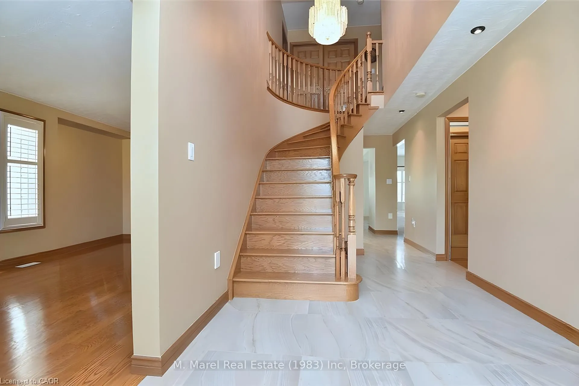 Photo 2 of 1223 Upper Paradise Road, Hamilton, Carpenter — HOMEH