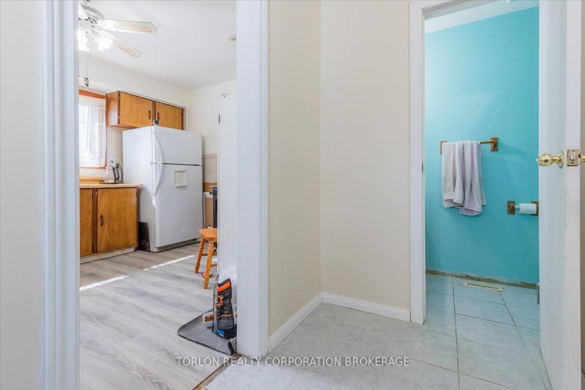 Photo 5 of 50 Andrea Road, Ajax, South East — HOMEH